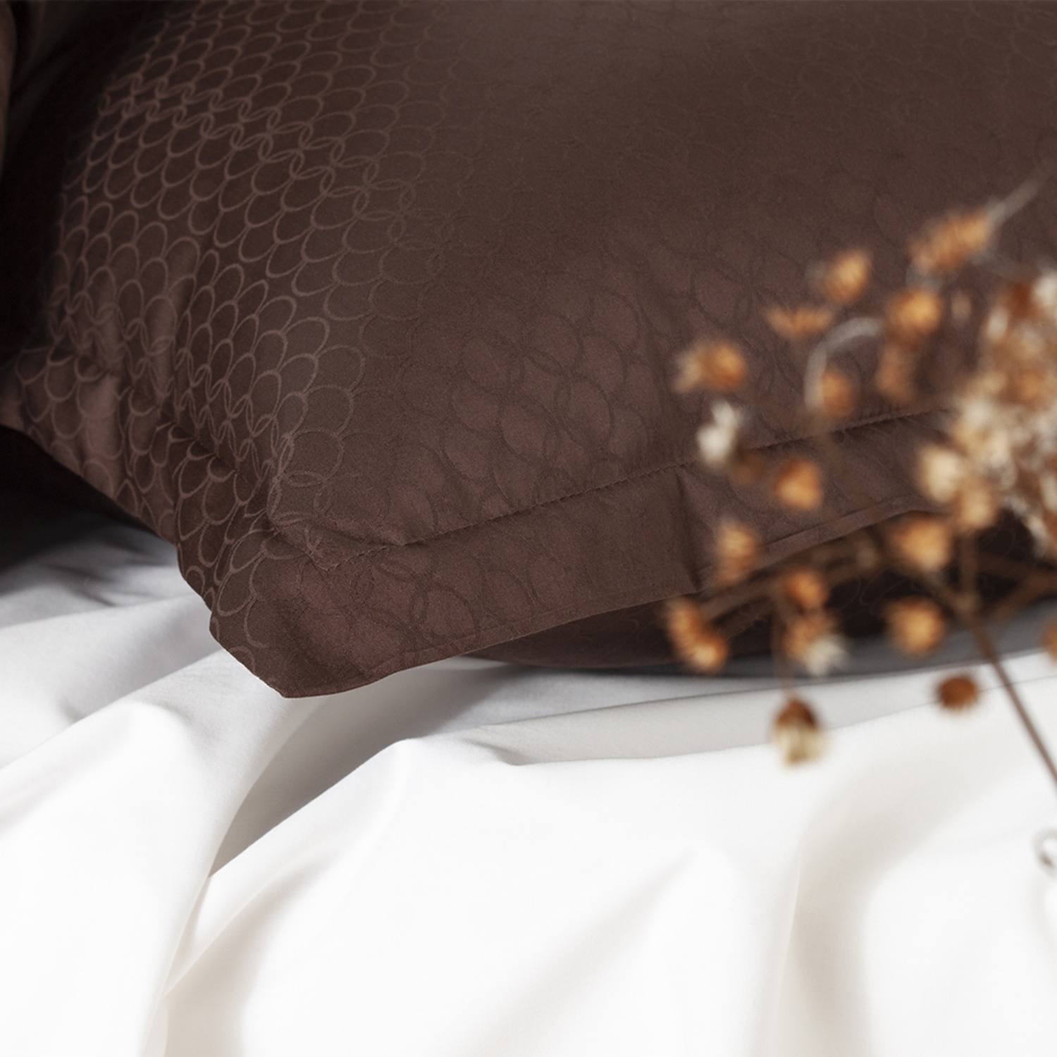 Allergivenligt sengetøj Opal Mocca (høj TC - 300)