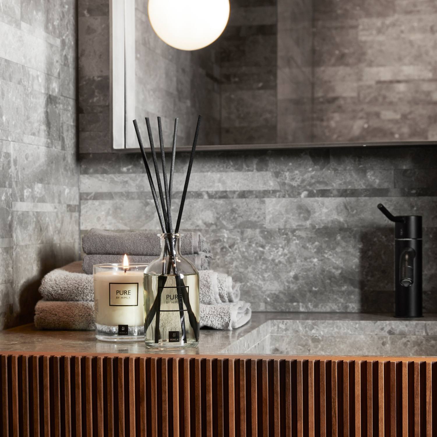 Hurtigtørrende, blødt håndklæde Økologisk Bomuld HIMLA Grå